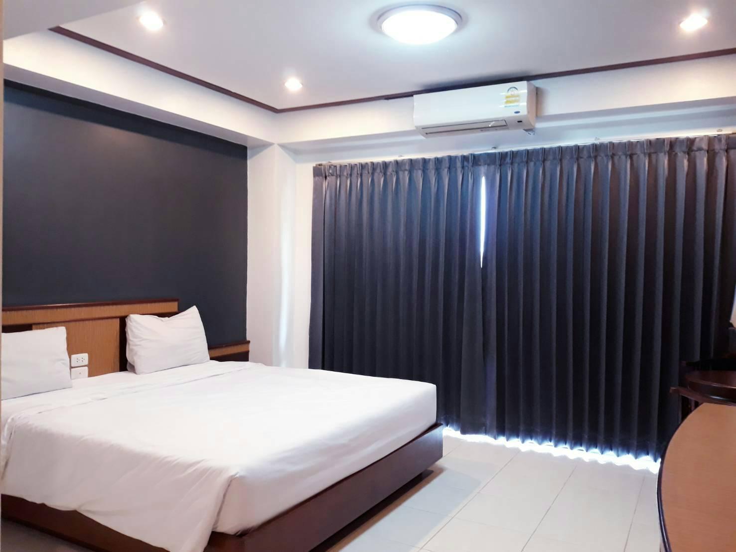 Wangburapa Grand Hotel 14/25