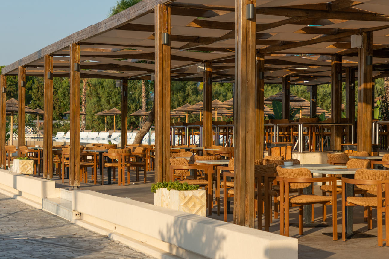 Pegasos Deluxe Beach Hotel 98/113