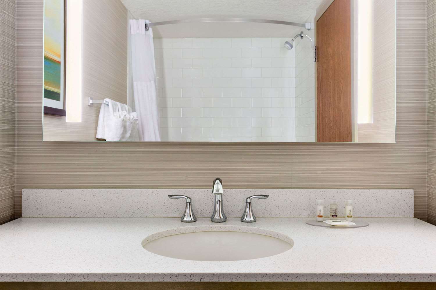 Days Inn & Suites by Wyndham Yorkton 35/38
