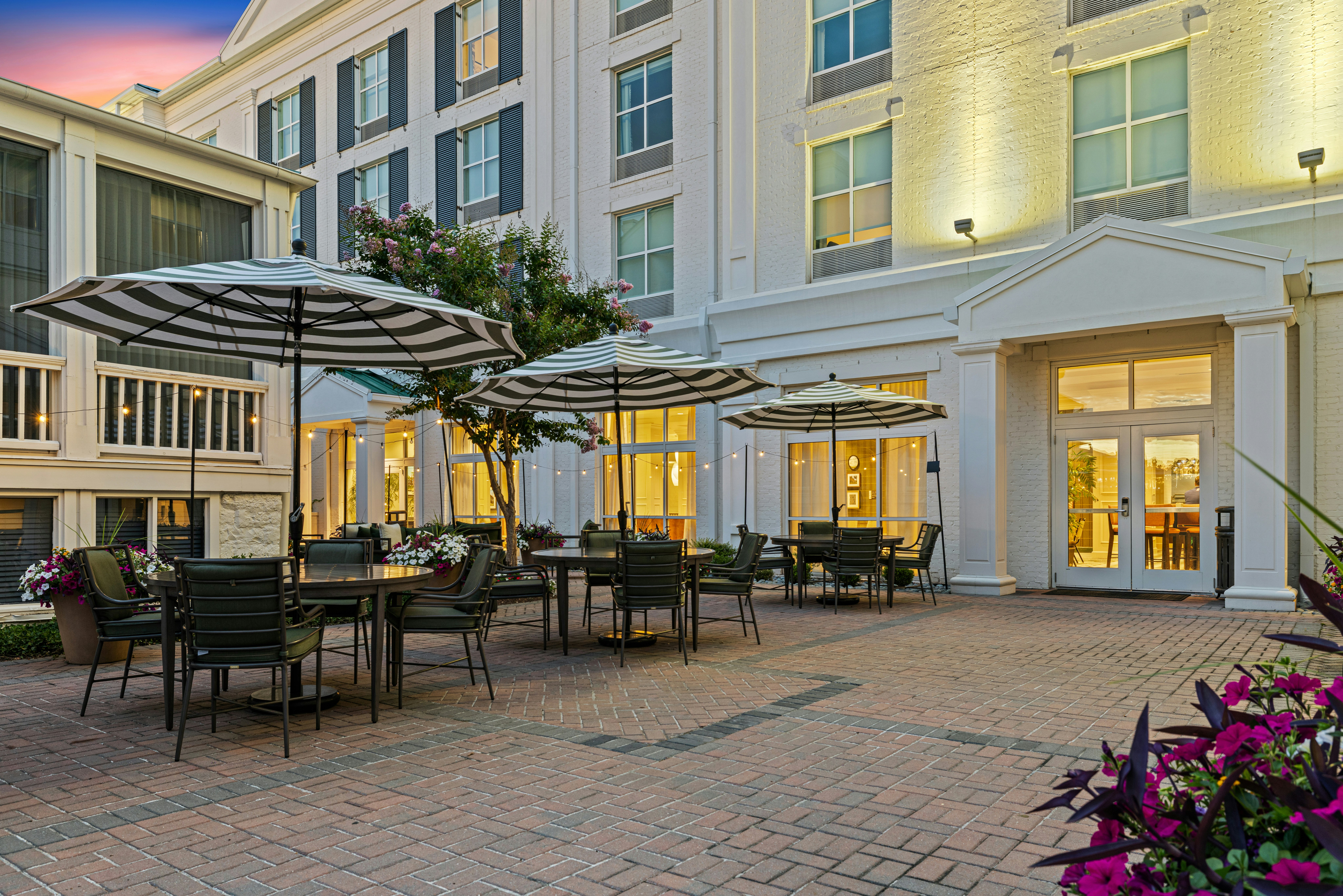 HILTON GARDEN INN NASHVILLE BRENTWOOD 74/75