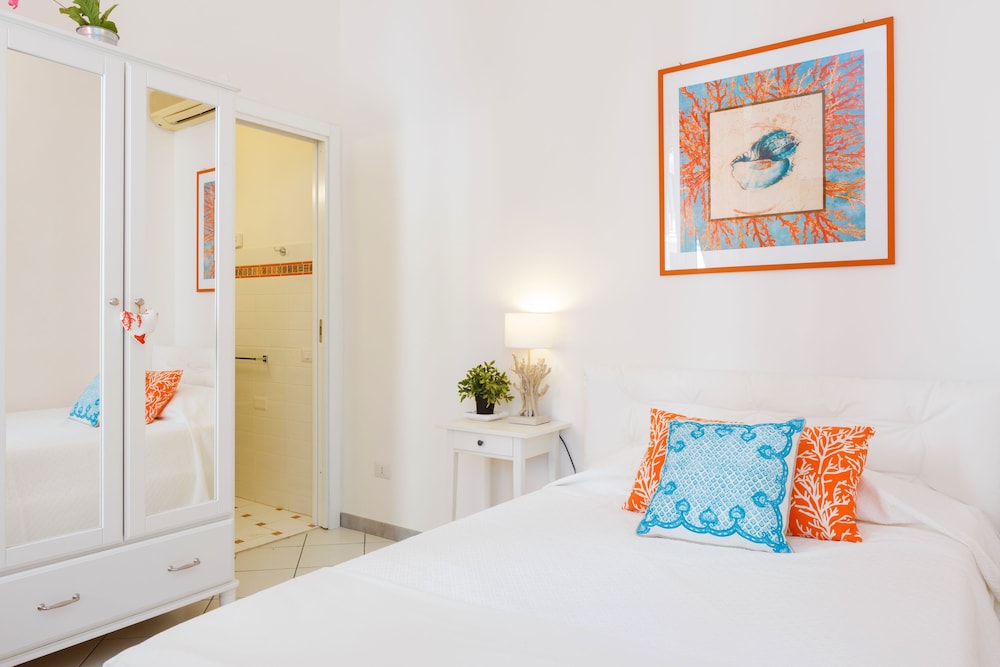 B&B Piazza Fratti 27/69