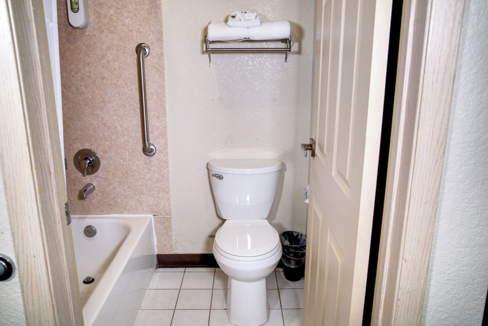 غرفة بسرير كوين للمدخنين، Americas Best Value Inn - Lynnwood / Seattle 6/7