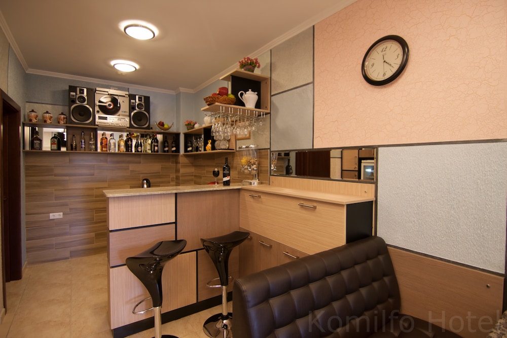 Komilfo Hotel 38/50
