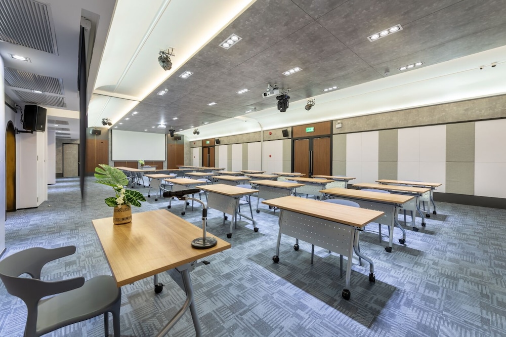PLAAI Plus Hotel Rayong 33/50