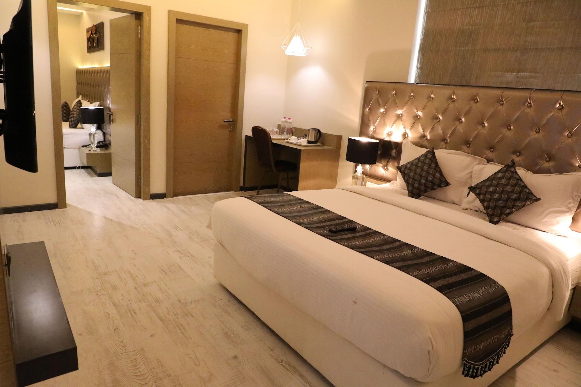 Hotel Imperial Grand 14/24