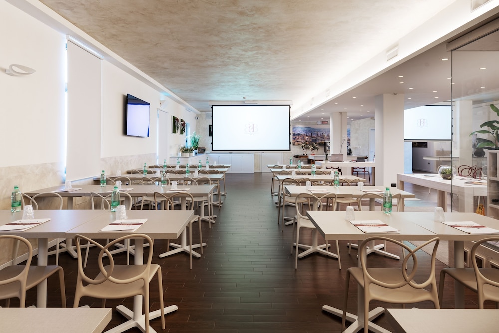Hotel Borgo Brianteo 66/77