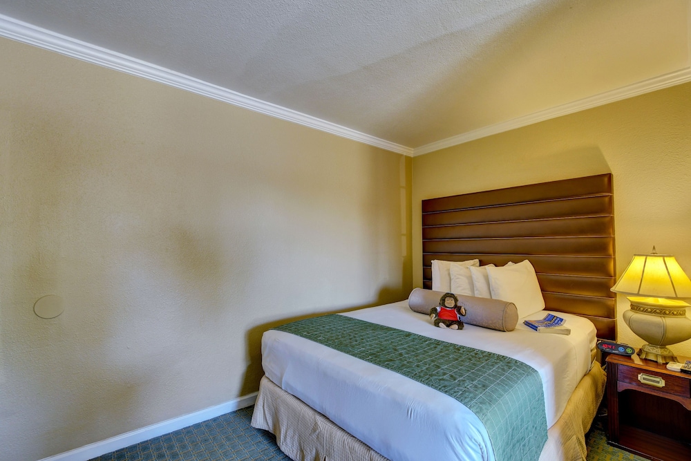 Traveler Apos S Inn 26/52
