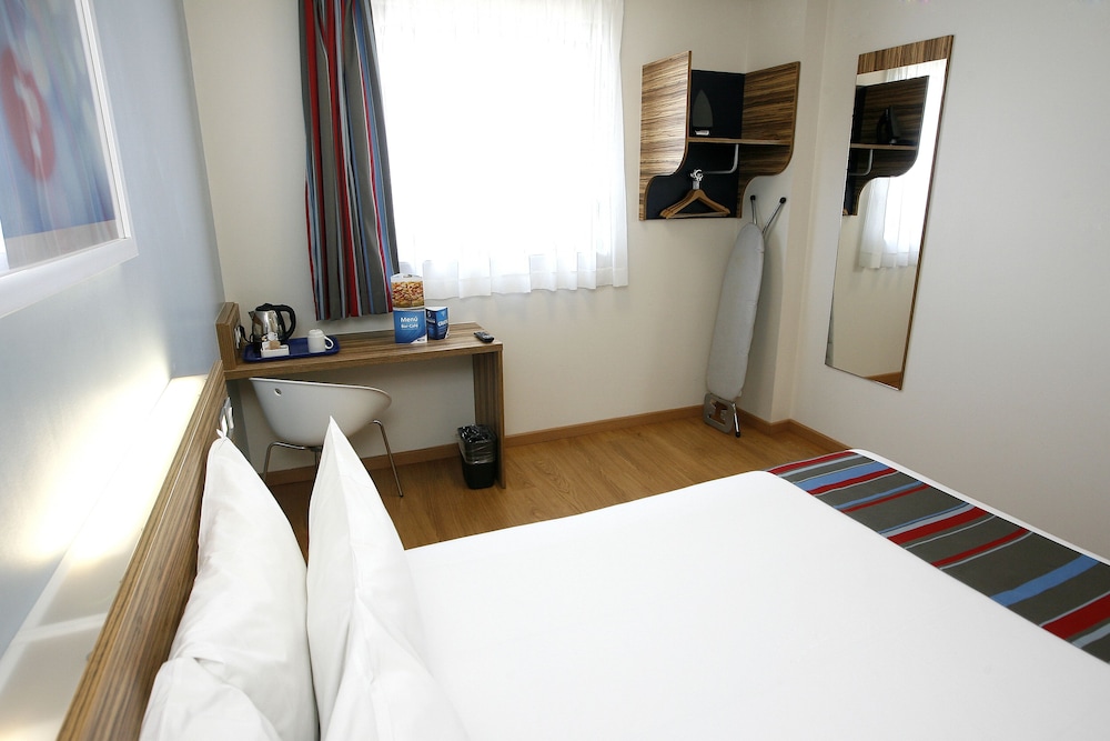 Travelodge Barcelona Poblenou 27/68