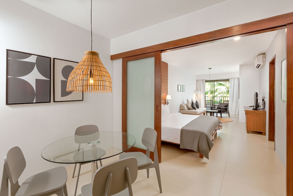Sunprime Kamala Beach 30/35