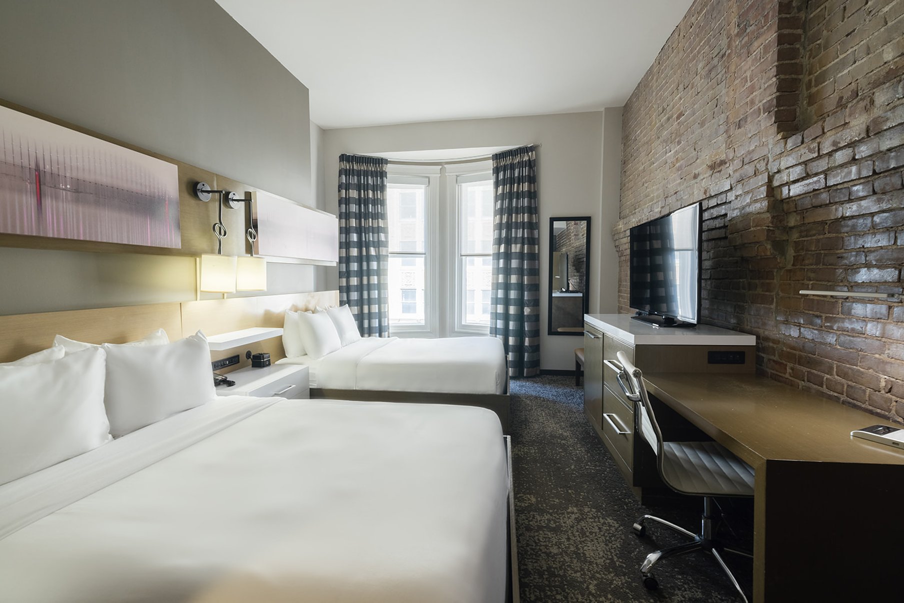 Voco Hotel Napoleon Downtown Memphis 8/40