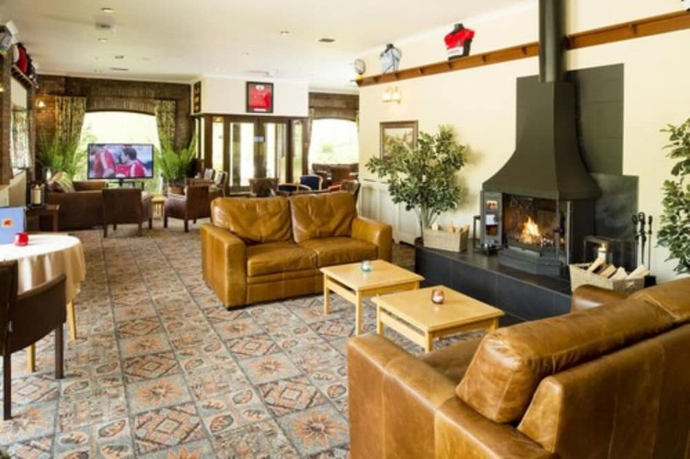 Parkway Hotel And Spa 40/55