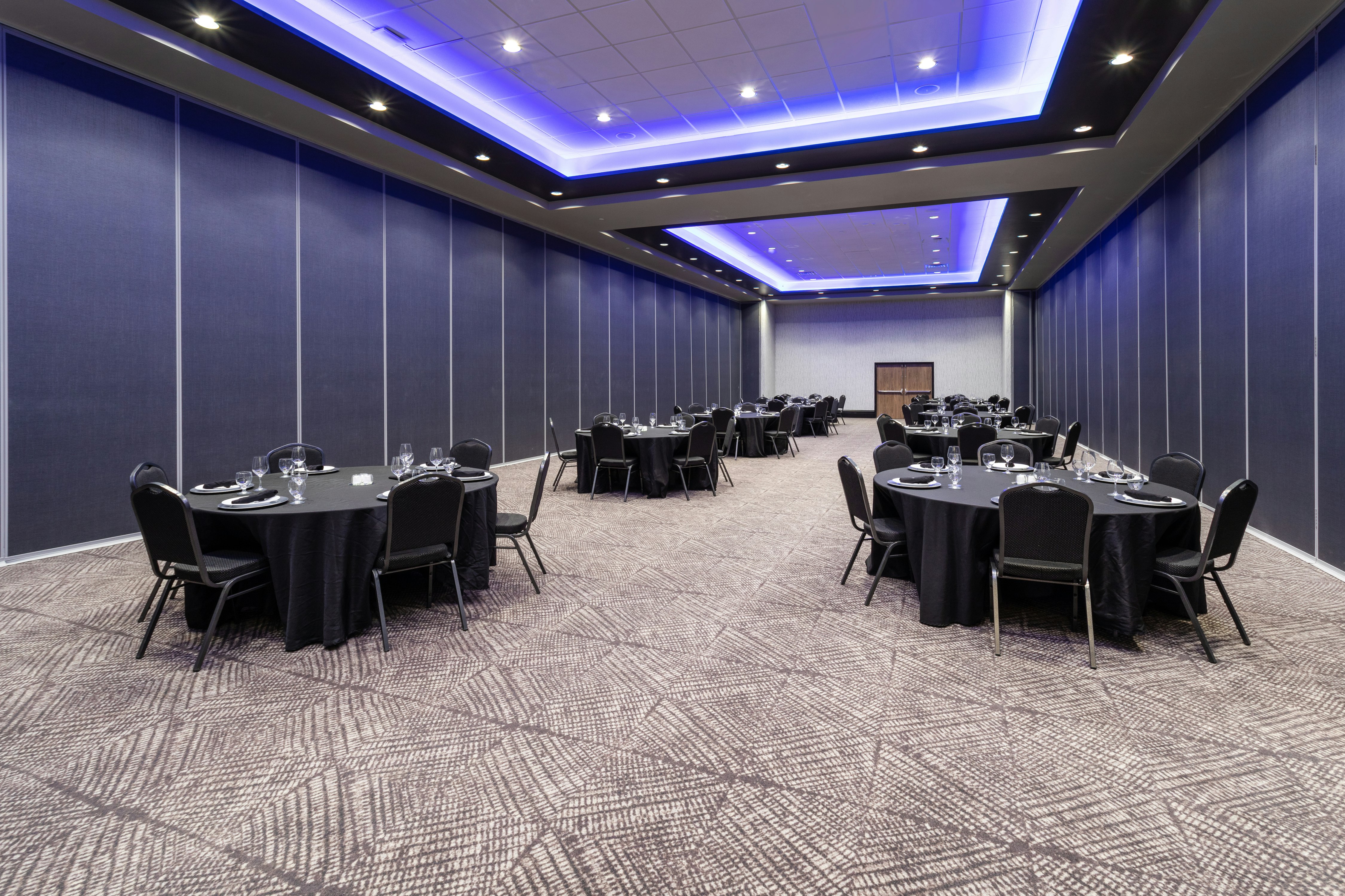 Hilton Garden Inn Hays 23/24