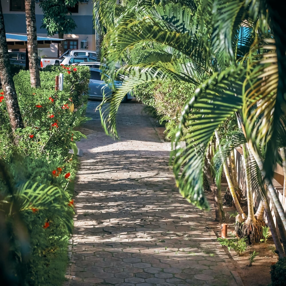 Praia Mar Hotel 75/78