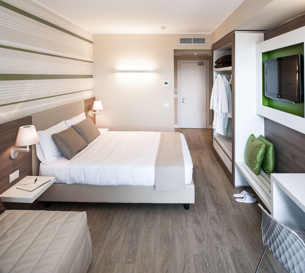 ENJOY GARDA HOTEL 18/69