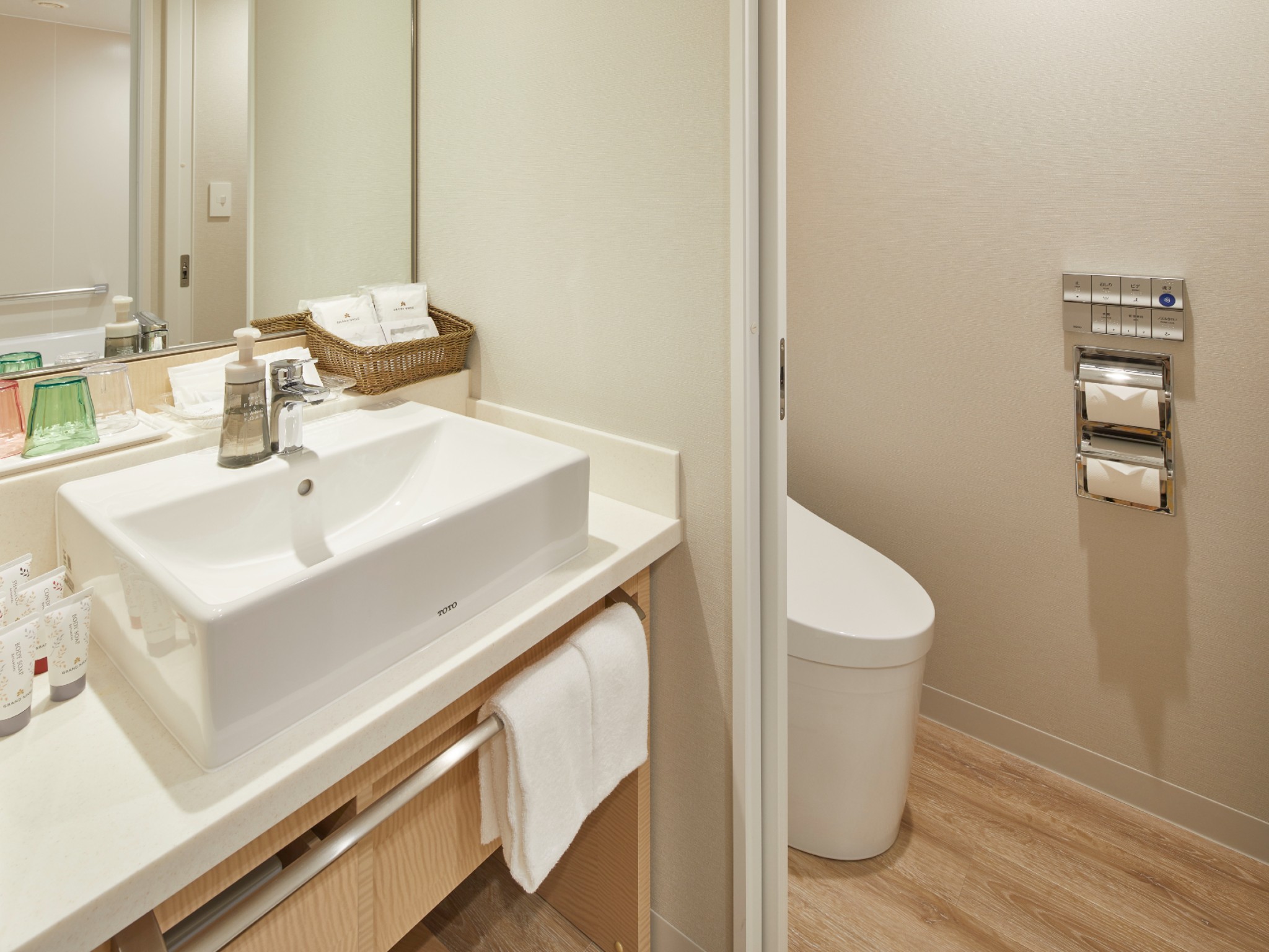 Rainbow, Superior, Single, Twin Beds، Grand Nikko Tokyo Bay Maihama 2/2