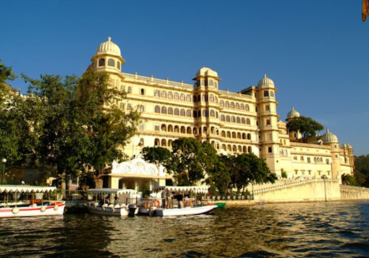 Taj Fateh Prakash Palace 48/54