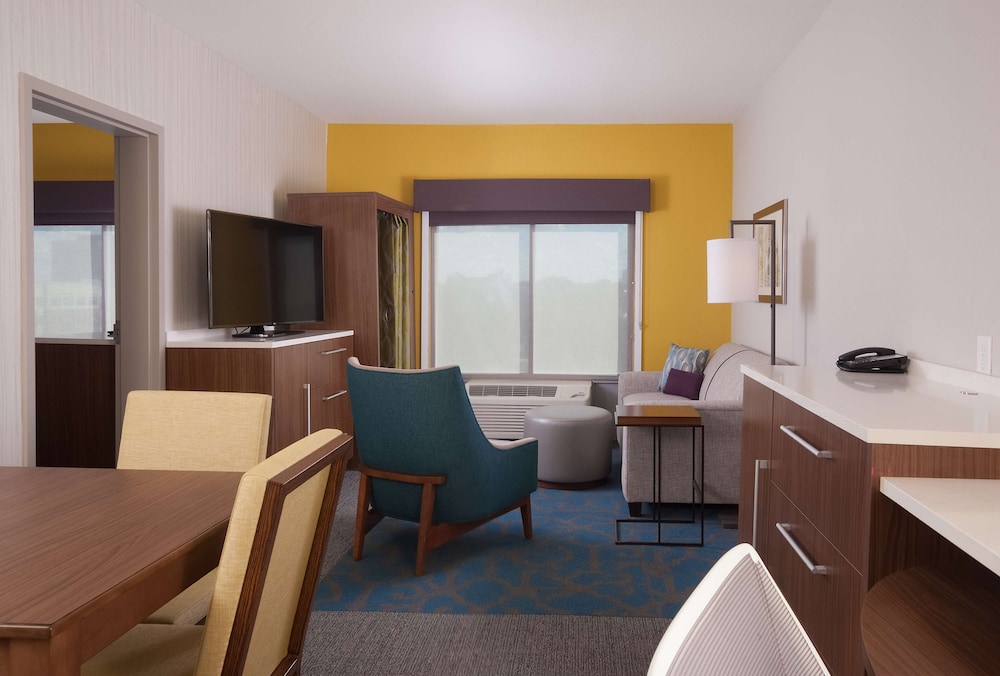 Home2 Suites By Hilton Atlanta Perimeter Center 35/56
