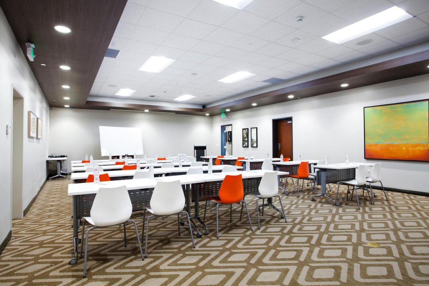 Redac Gateway Hotel 24/27