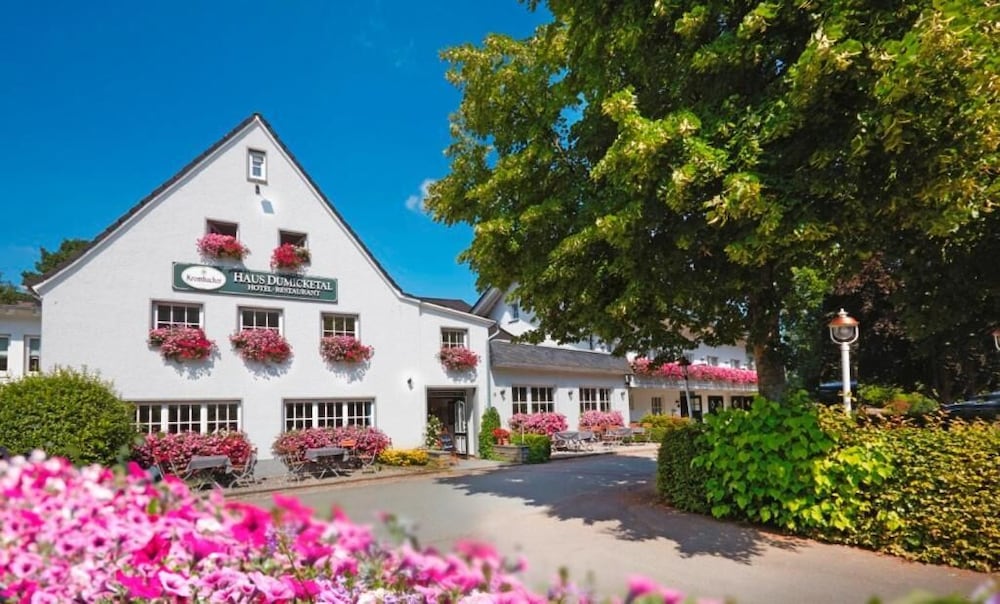 Landhotel Haus Dumicketal 22/28