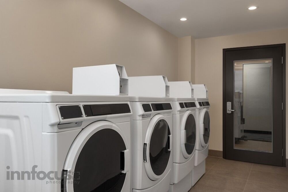 Hyatt House Mississauga Airport Corporate Centre 34/44