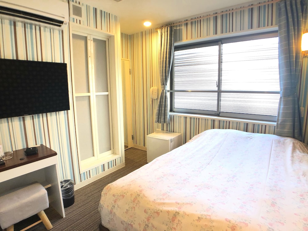 Tokyo Tourist Inn 16/41