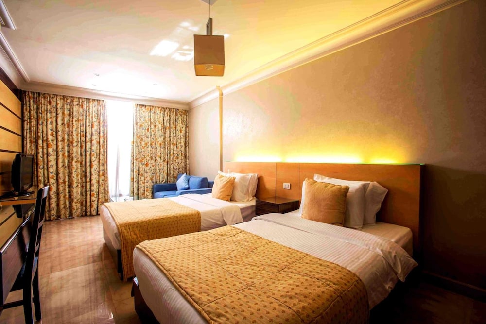 Lahoya Beirut Hotel 7/34
