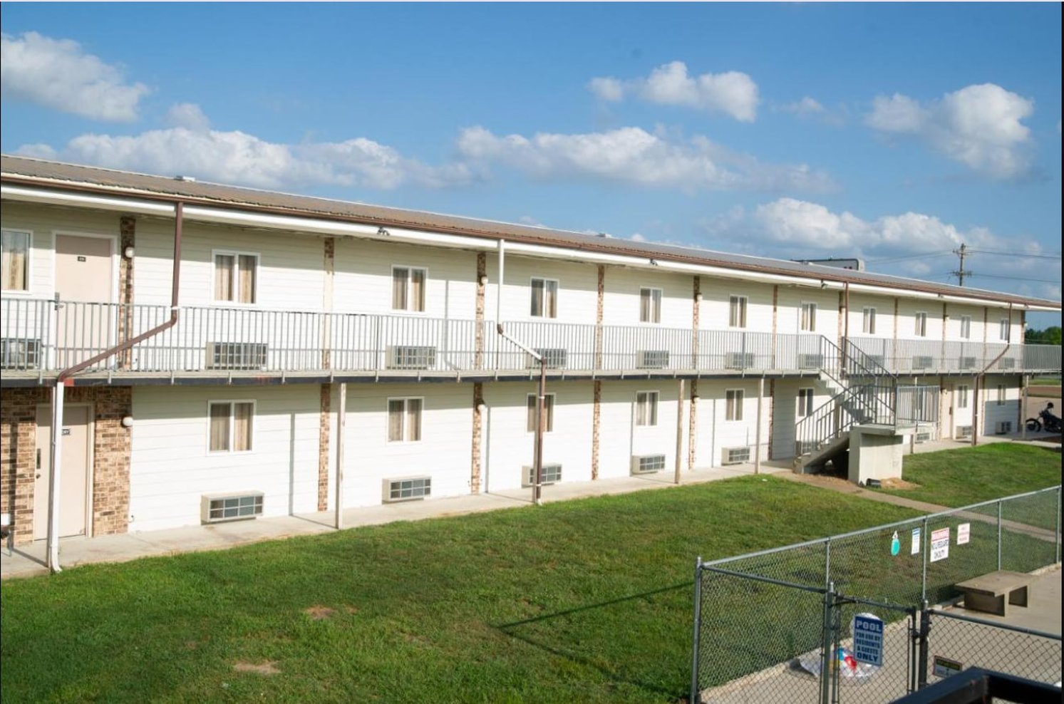 Marshall Lodge By OYO Hwy 65 7/13