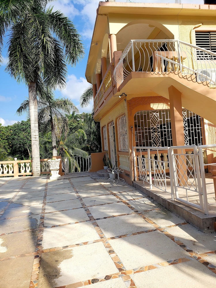 Chateau Margarite Villa 50/50