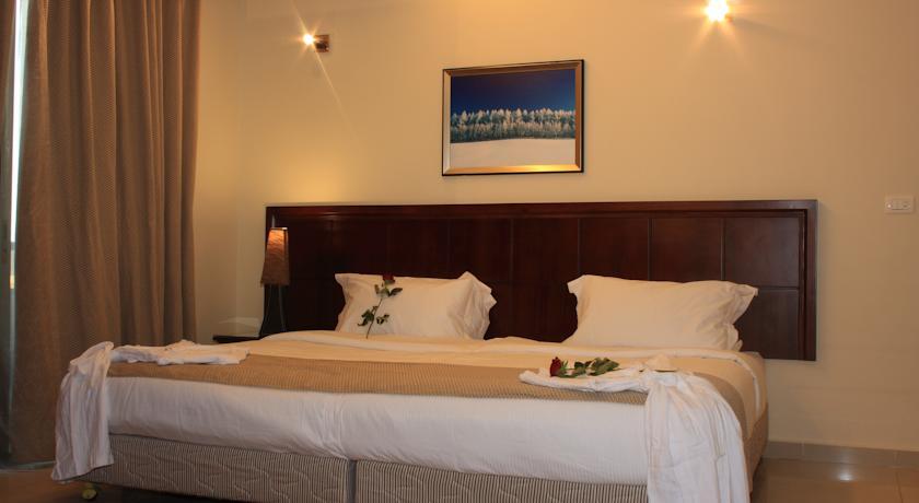 Club, Executive, Double or Twin Bed