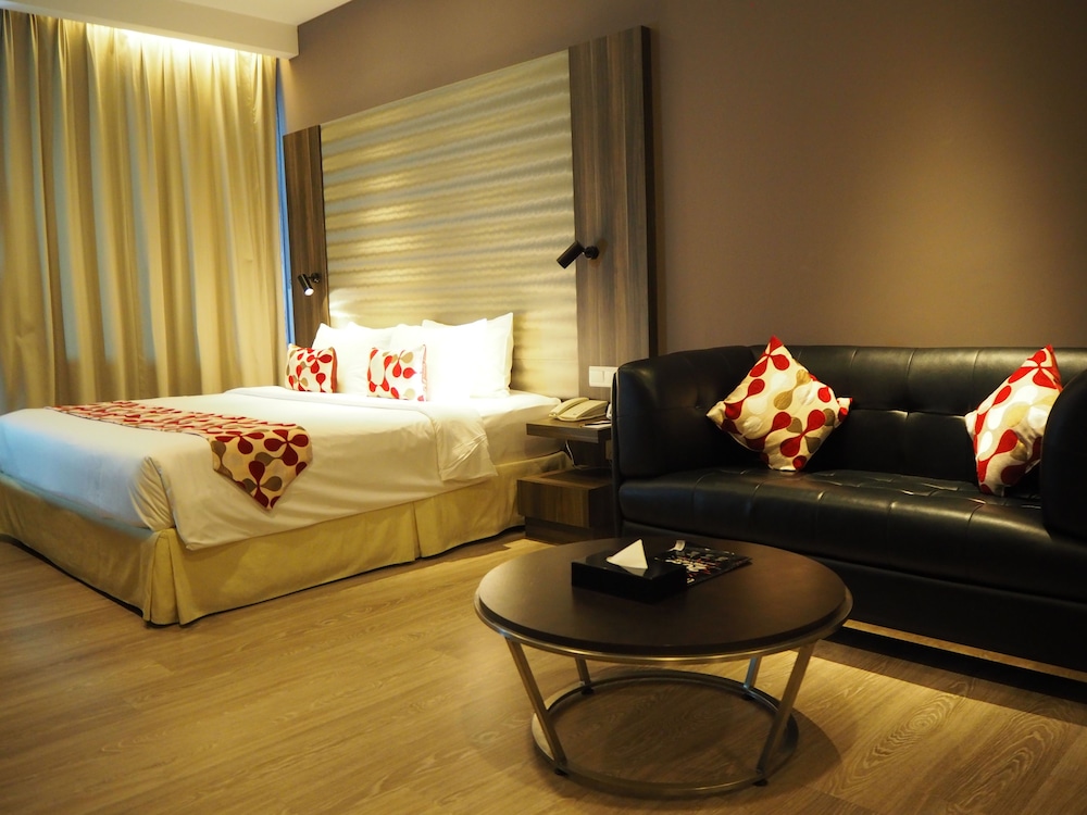 Ramada Suites by Wyndham Kuala Lumpur City Centre 35/64
