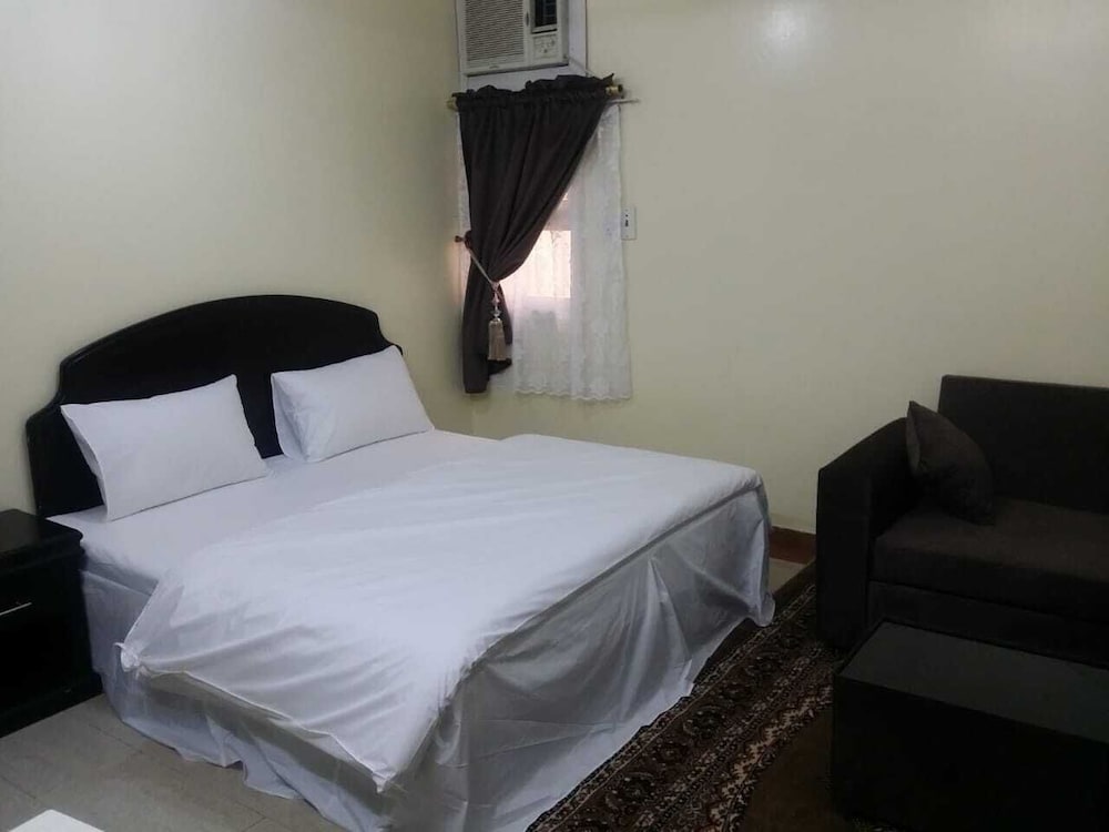 العييري للوحدات السكنية حائل 1(Al Eairy Apartment Hail 1) 18/25