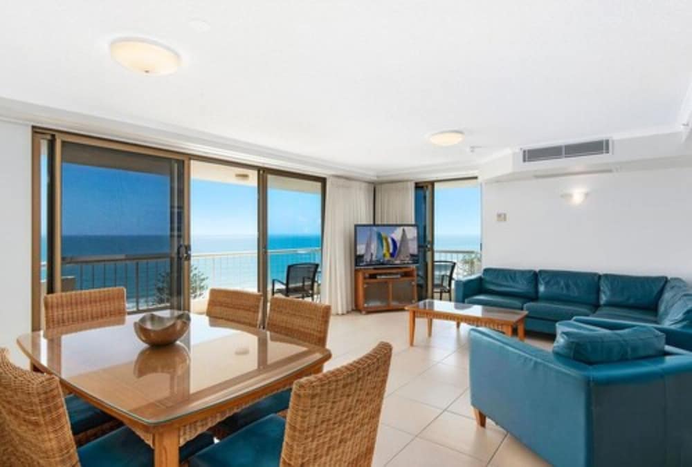 Coolum Caprice 34/76