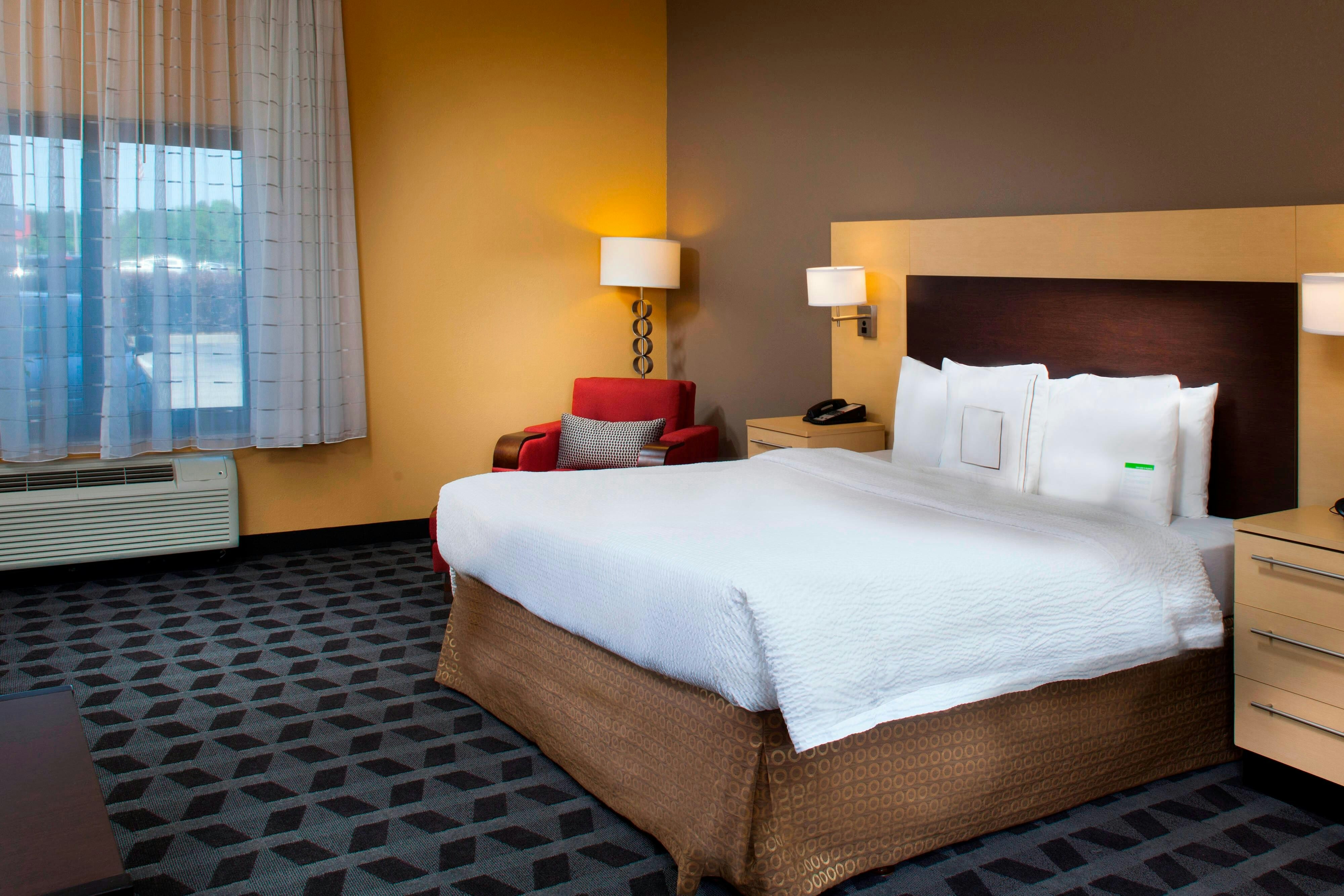 Towneplace Suites Savannah Airport 6/10