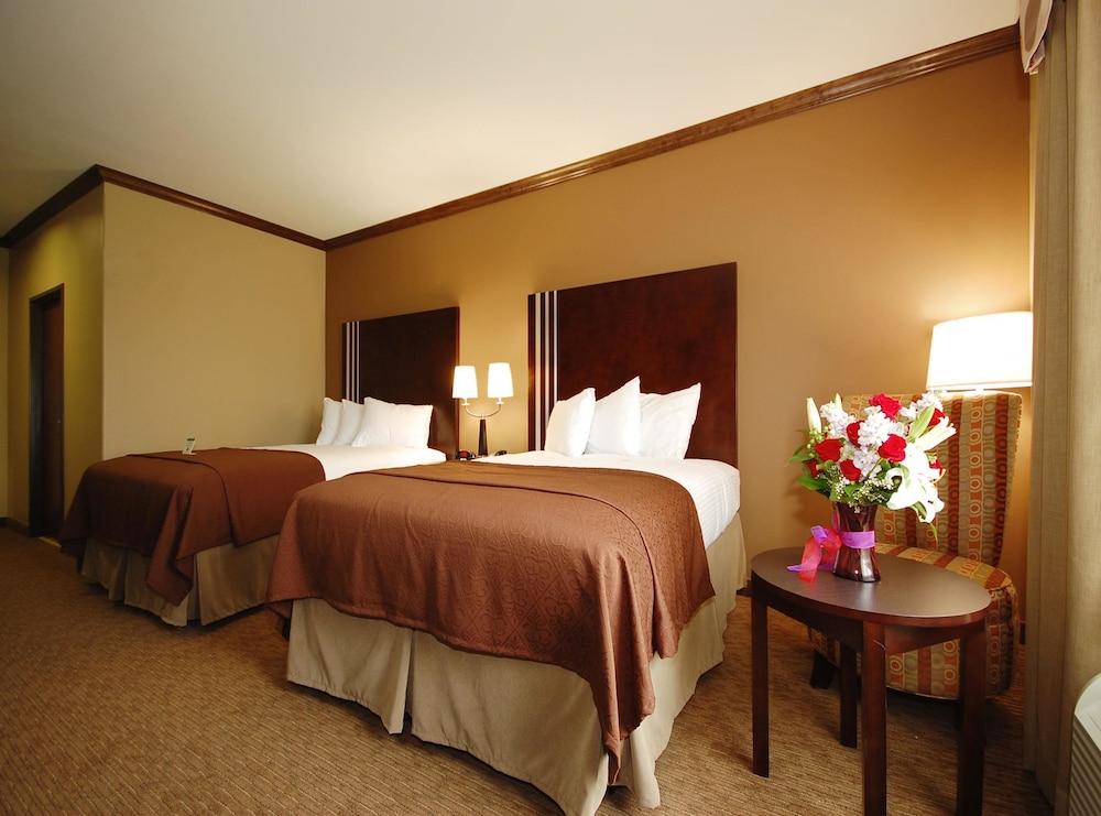 Best Western Plus Texoma Hotel and Suites 11/44