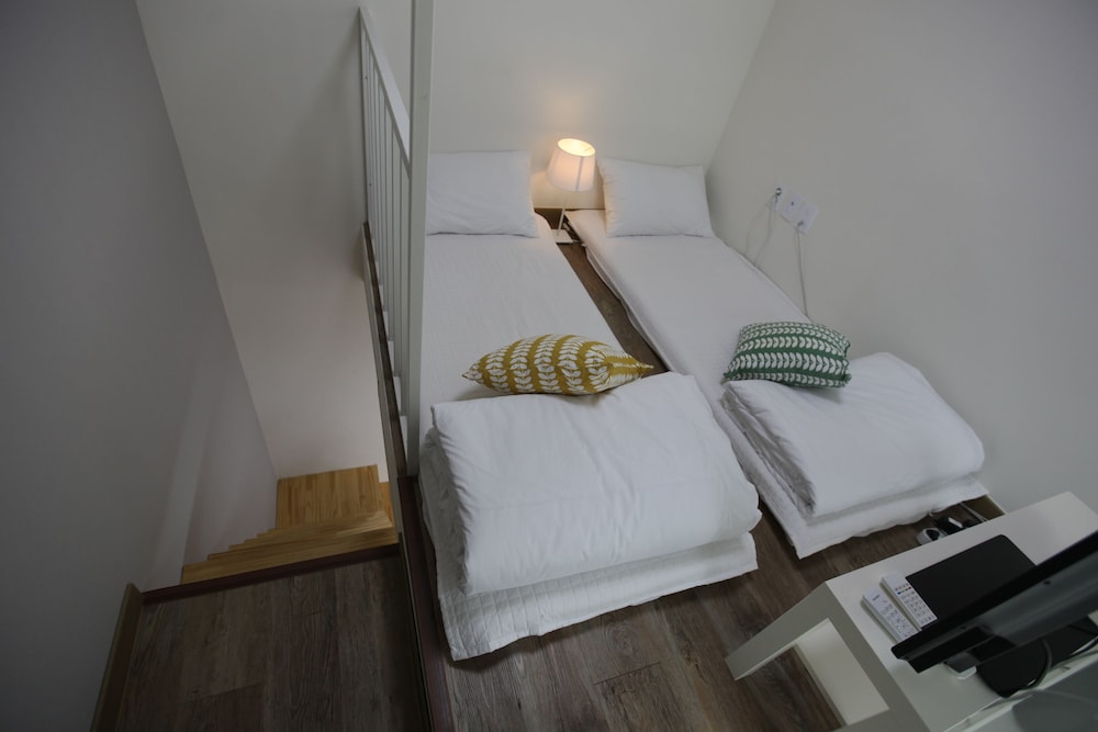 Myeongdong Artmonstay Guesthouse 23/74