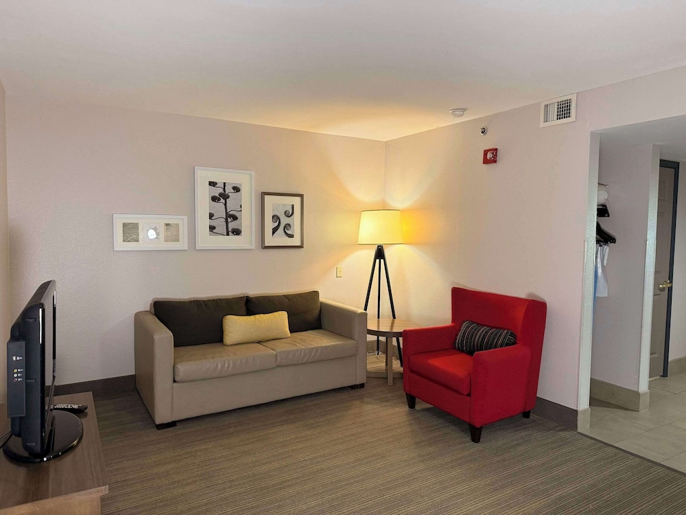 Country Inn & Suites by Radisson Harlingen, TX 52/67
