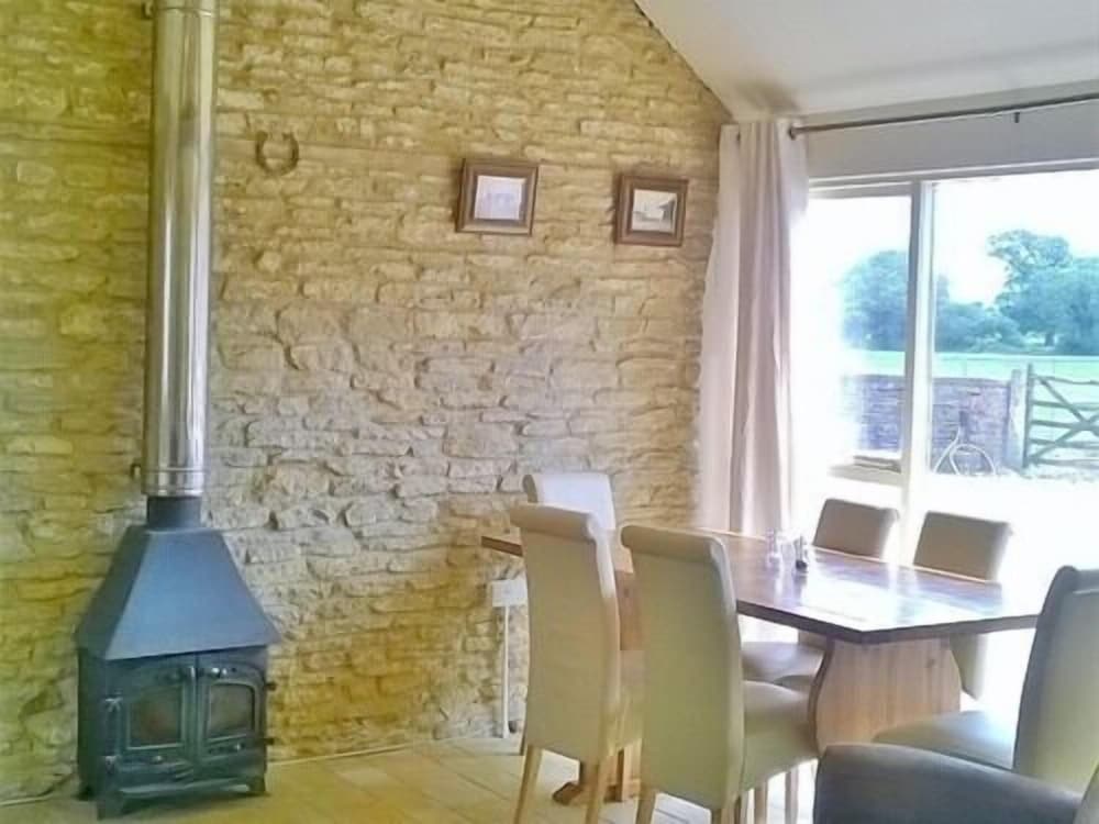 Stable Cottage - Battens Farm 15/25