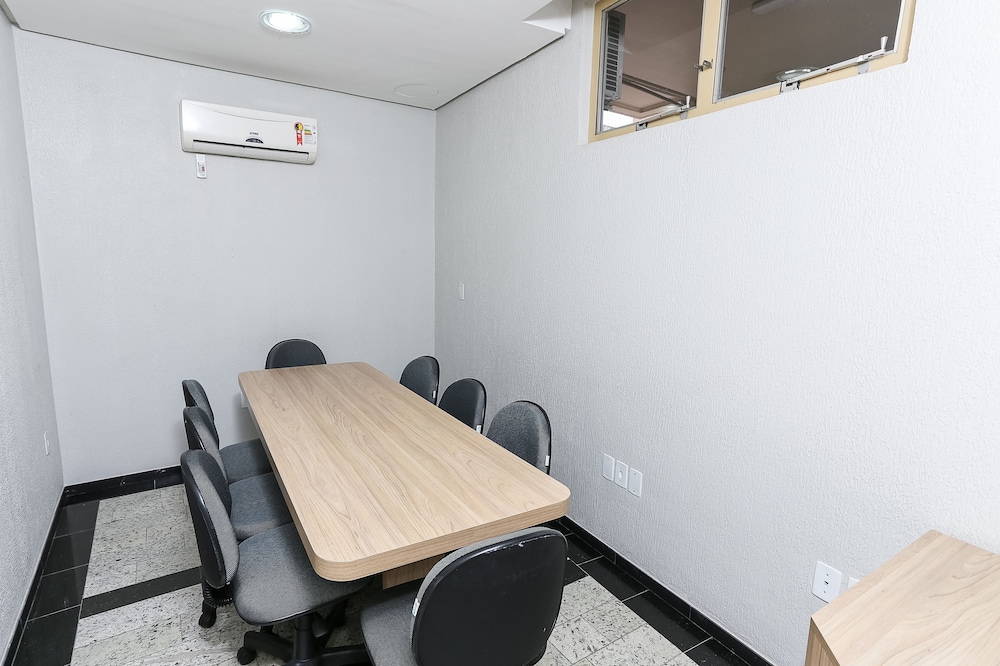 Hotel Express São Leopoldo 45/50