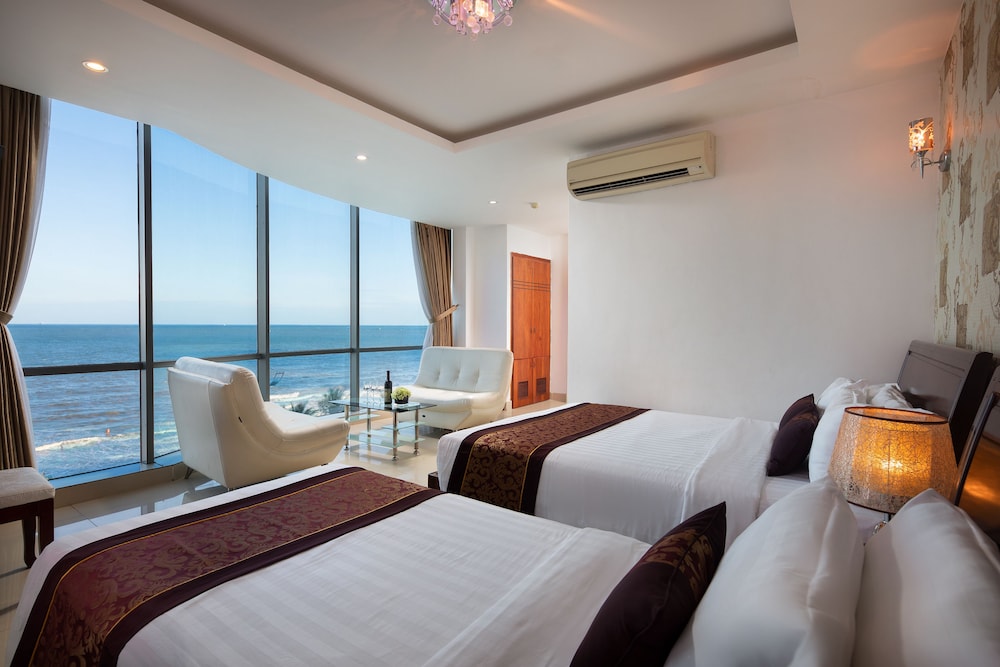Corvin Hotel 22/38