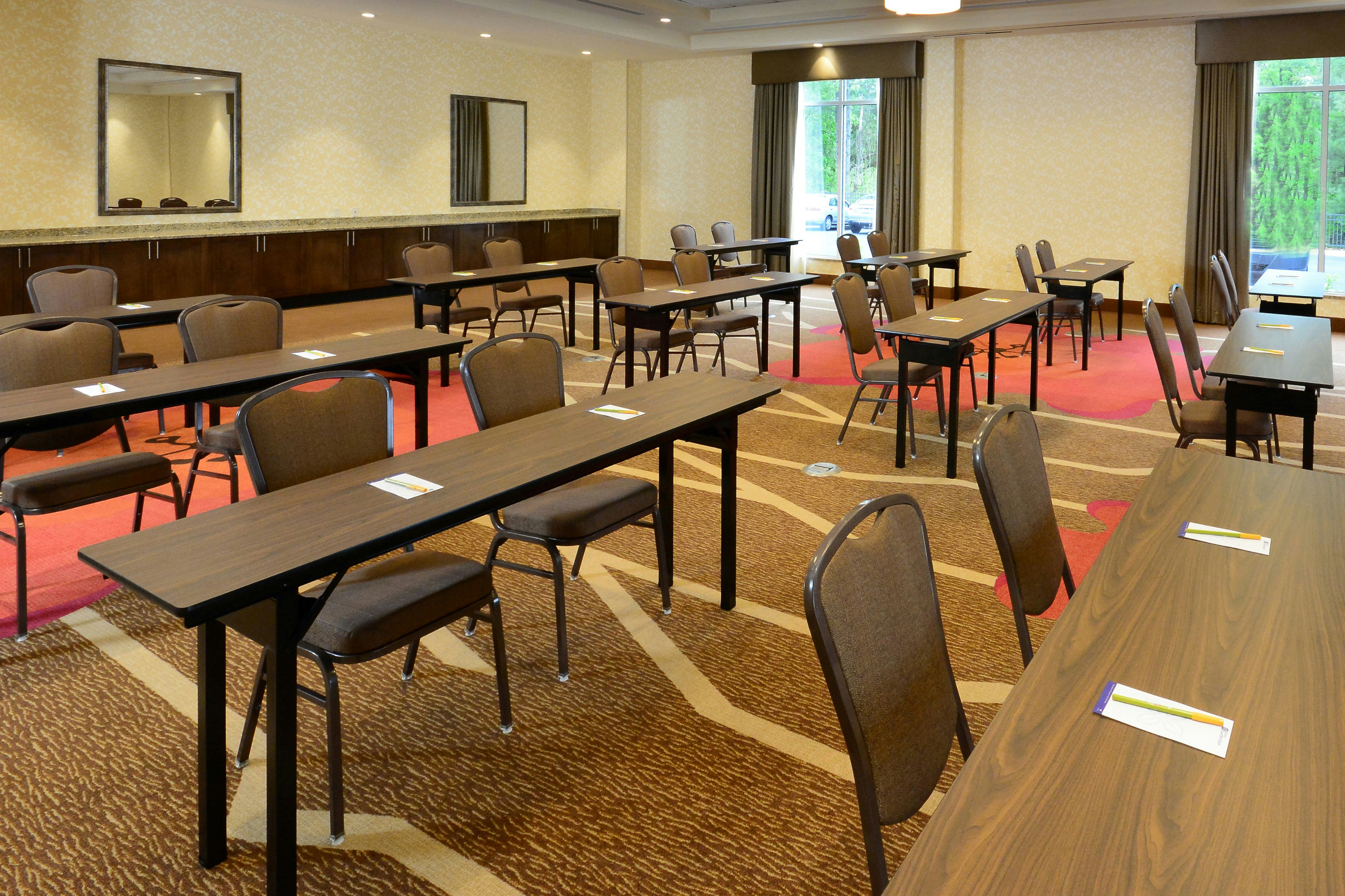 Hilton Garden Inn Greensboro Airport 33/50