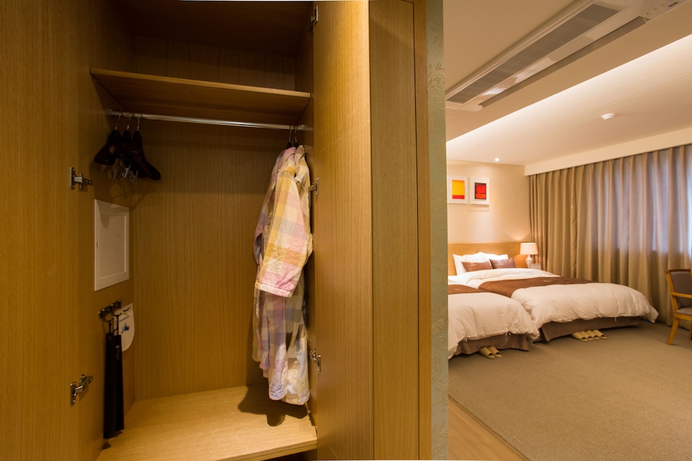 Dong Gyeong Hotel 25/64