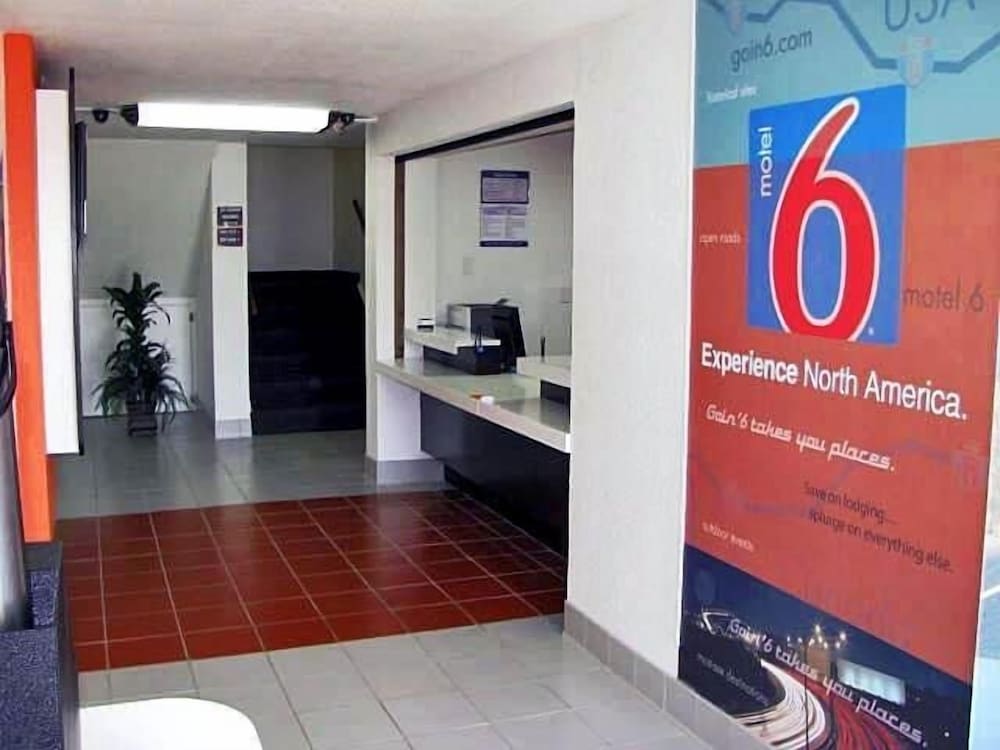 Motel6 South Haven, KS 7/34