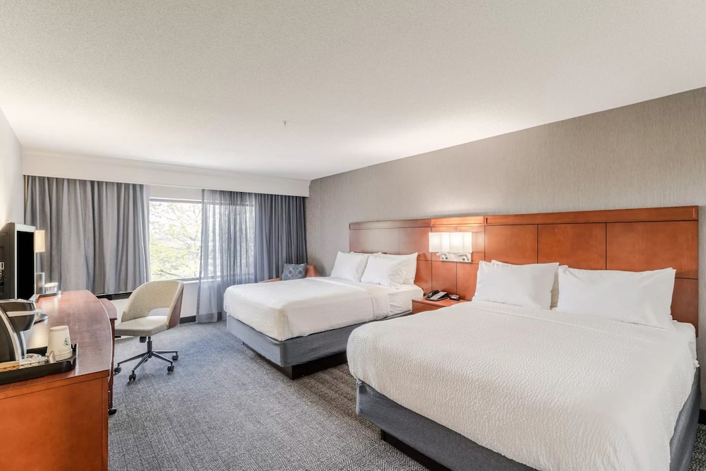 Courtyard By Marriott Burlington Williston 21/65