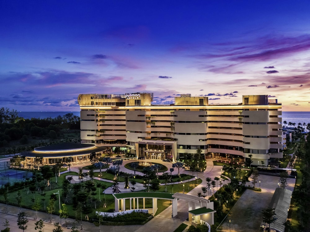 Pullman Phu Quoc Beach Resort 1/47