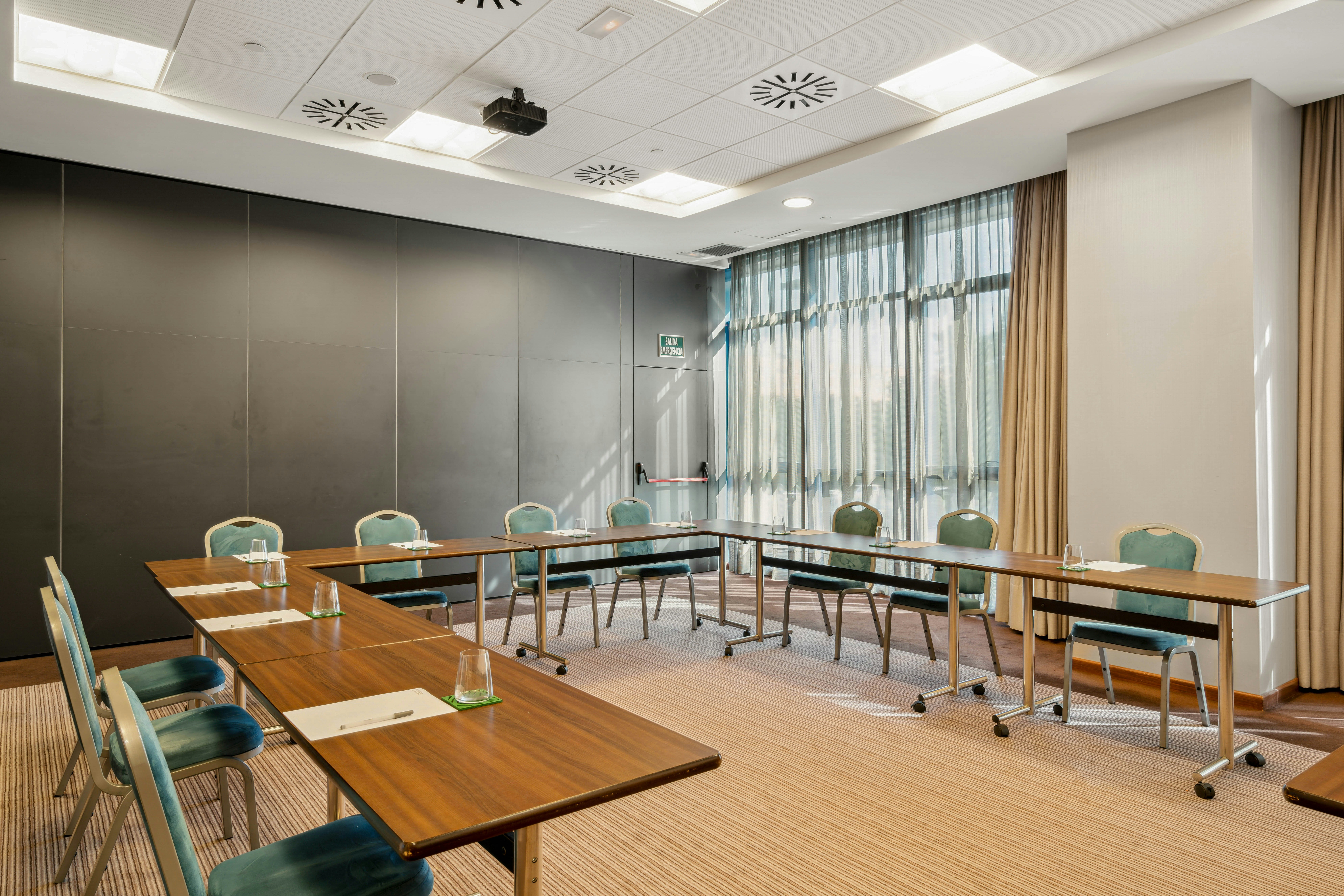 Hilton Garden Inn Sevilla 51/55
