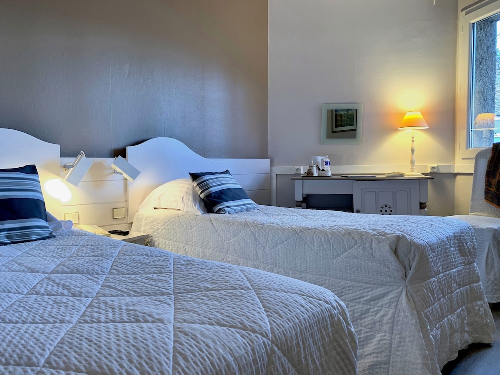 Hotel Causse Comtal 19/84