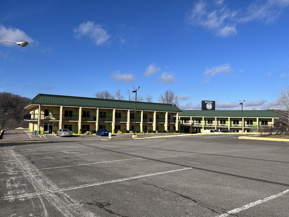 Hotel M Morgantown Wvu Area 35/37