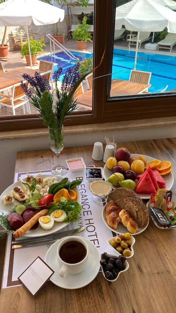 Elegance Hotel Kemer 52/64