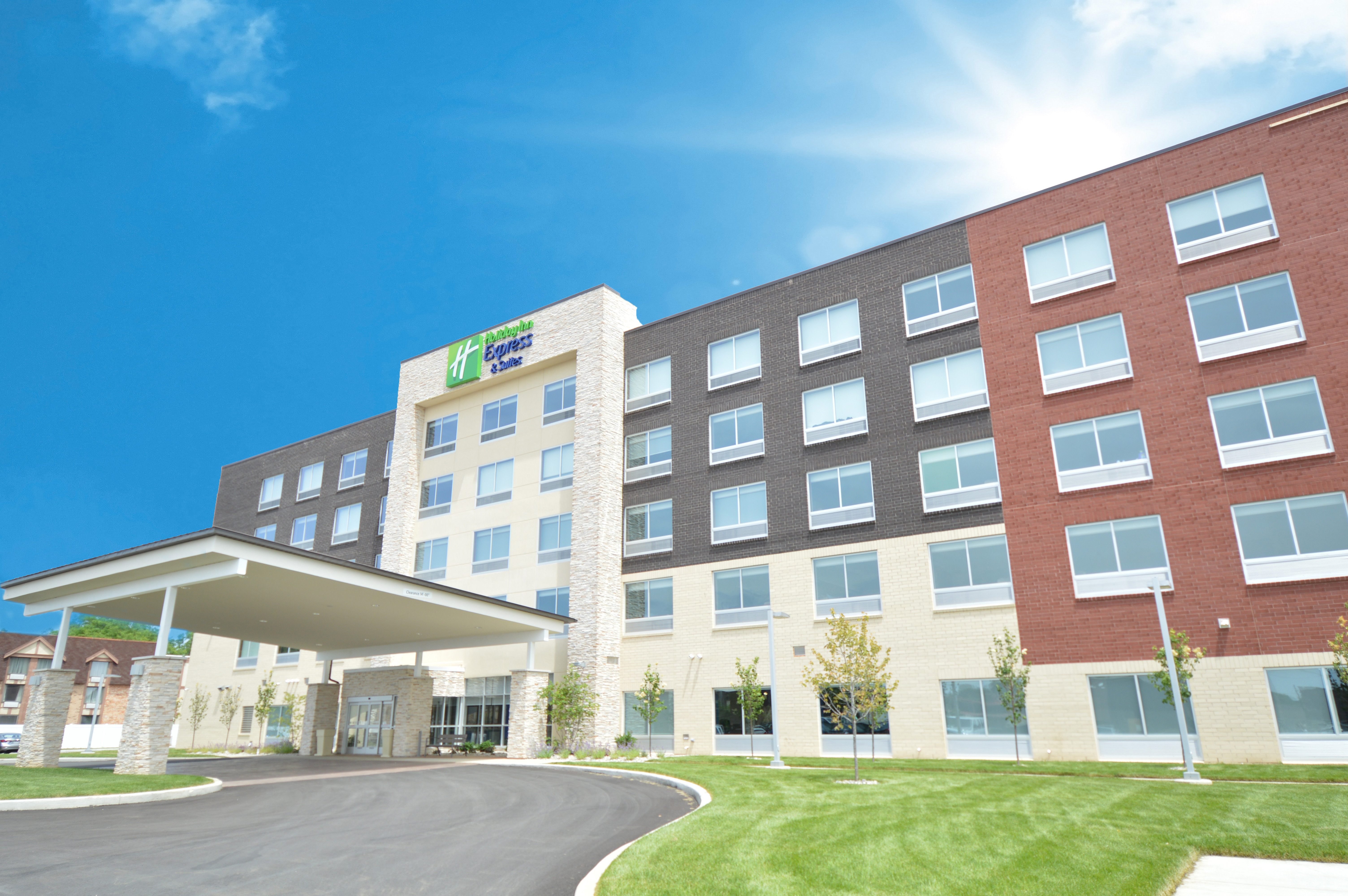 Holiday Inn Express Suites Toledo West 4/54