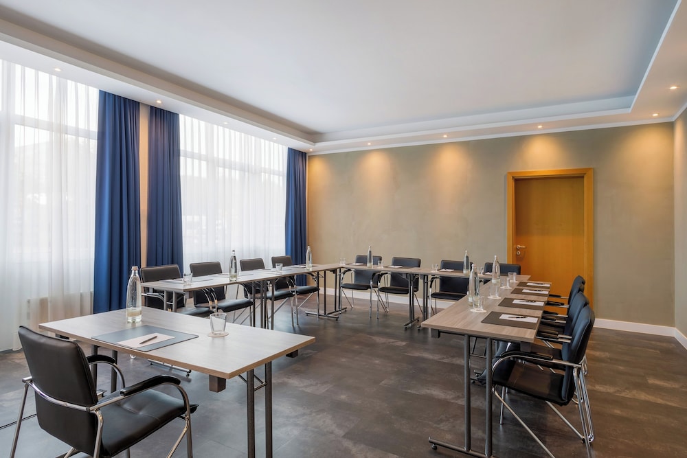 Hotel Oberhausen Neue Mitte Affiliated By Melia 68/73